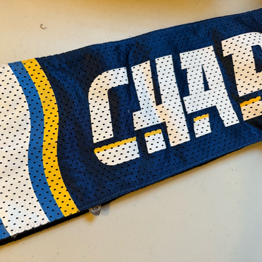 NFL Black Fleece Scarf with Zipper Pocket chargers